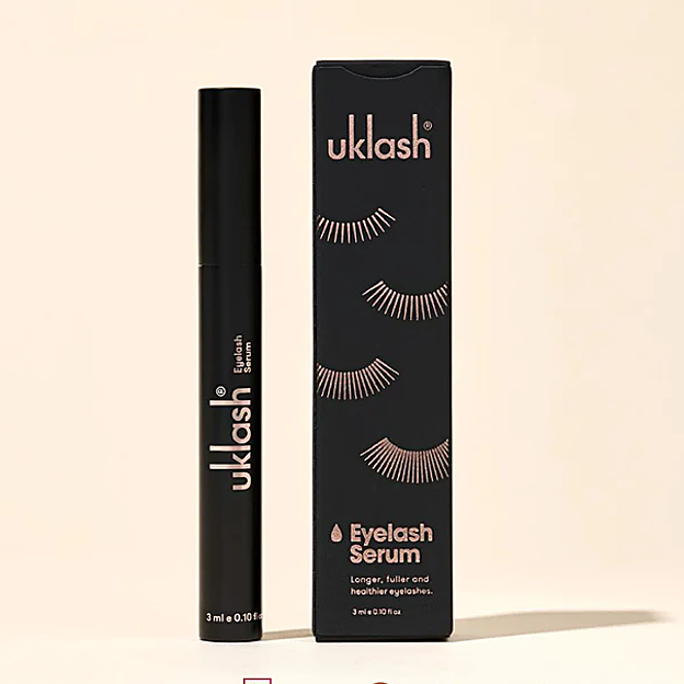 El sérum de pestañas con biotina de Uklash.