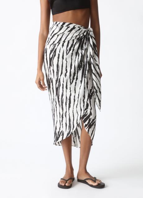 Imagen - Falda pareo midi de Lefties, 12,99 euros.