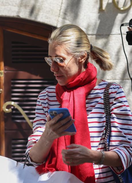 Imagen - Cristina Reyes con camiseta de rayas marineras. Foto: Gtres.