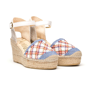 Imagen secundaria 1 - Las alpargatas de Vidorreta.