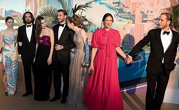 Los hermanos Casiraghi, en el Baile de la Rosa.