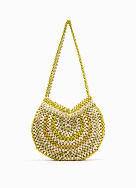 Imagen - Bolso con abalorios de Zara (29,99 euros)