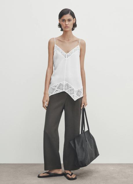 Imagen - Top de encaje de Massimo Dutti (49,95 euros)