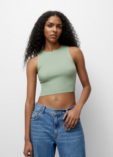 Imagen - Crop tank top de Pull&Bear, 4,99 euros.