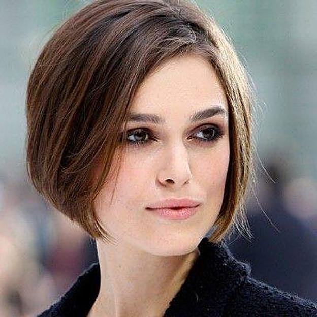 Kiera Knightley con microbob para pelo fino