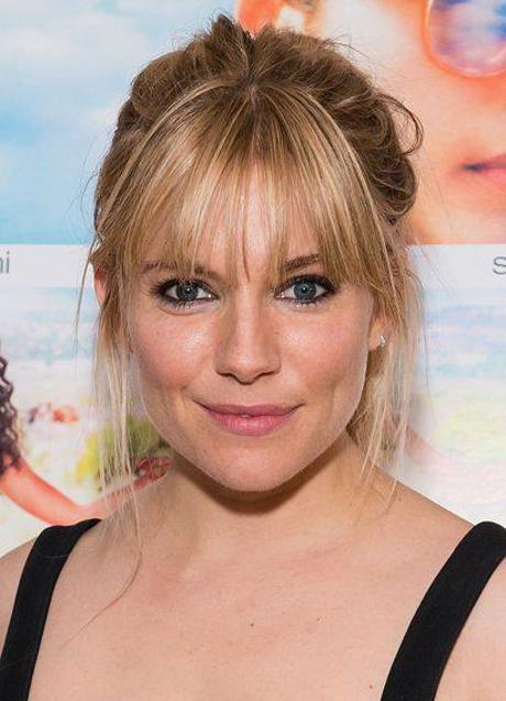 Imagen - Sienna Miller con flequillo desfilado
