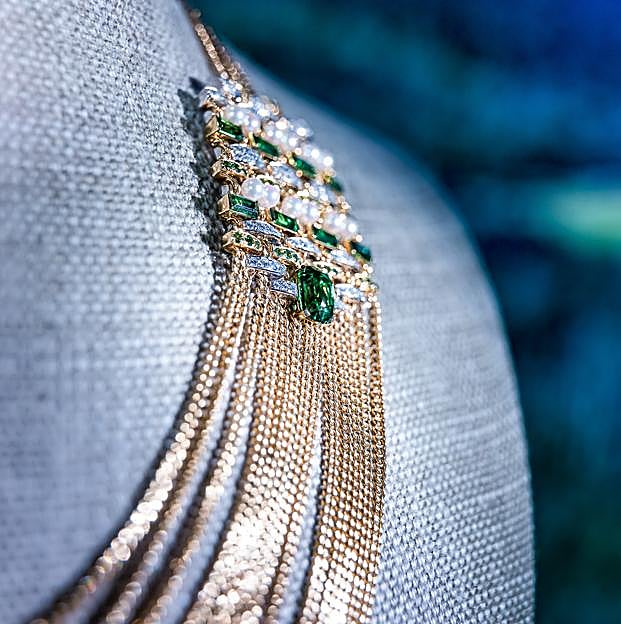 Imagen principal - Piezas de la colección de Alta Joyería de Chanel.