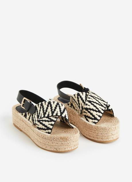 Imagen - Sandalias cruzadas con plataforma de yute
