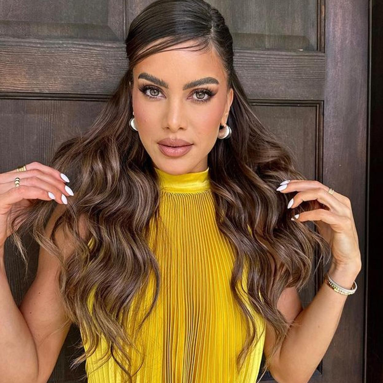 Este es el secador y moldeador cinco en uno que aman las famosas porque funciona de verdad. 