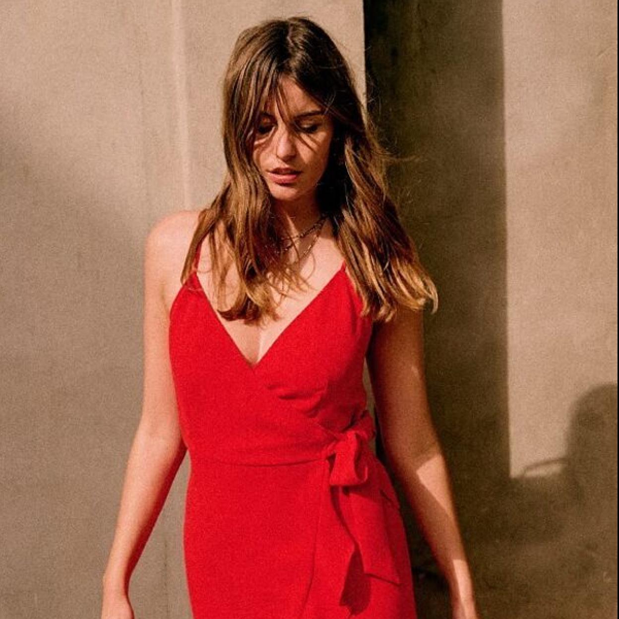 Vestidos, faldas, sandalias y muchas otras novedades que tienes que incorporar a tu lista de deseos de verano. 