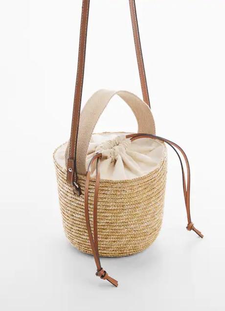 Imagen - Bolso de rafia de Mango (35,99 euros)