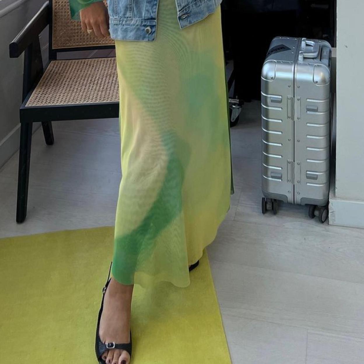 Sandalias de tacón en negro de Laagam.