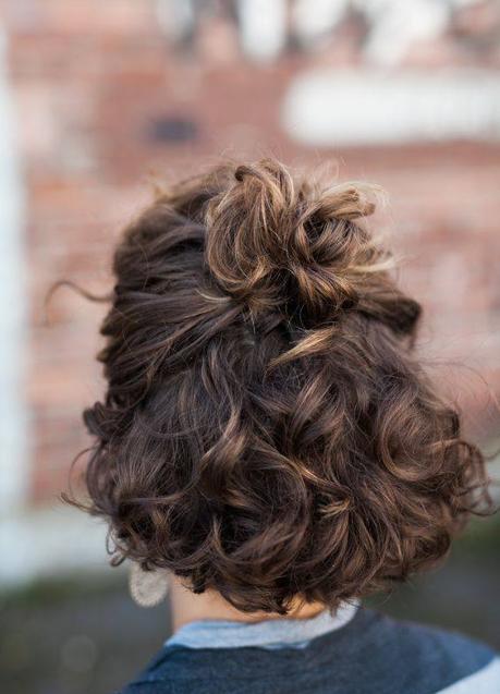 Imagen - Semirecogido para pelo rizado