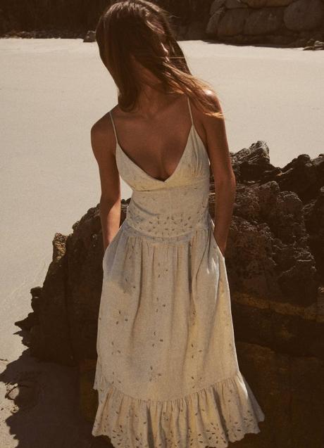 Imagen - Vestido con espalda al aire y calados