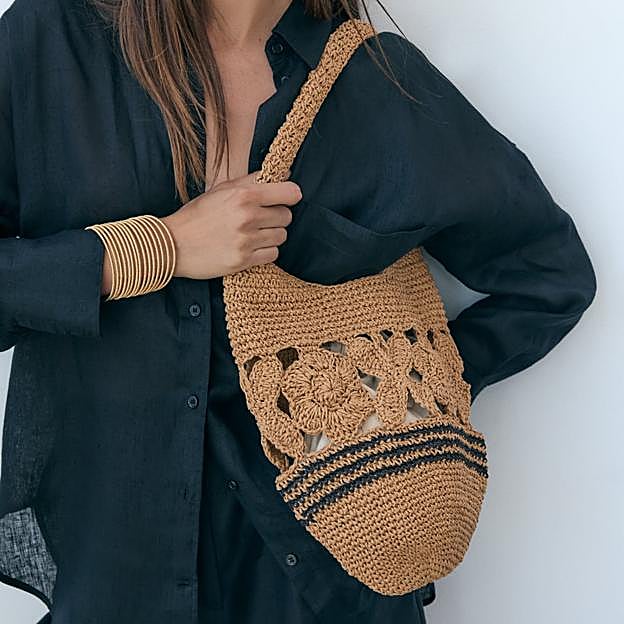 Imagen principal - Bolso de papel de Zara.