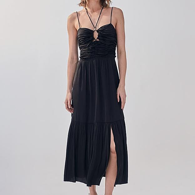 Imagen principal - Los vestidos negros de Ikks, Mango y Promod.