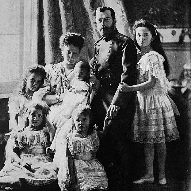 La trágica historia de amor del zar Nicolás y Alejandra de Rusia: pasión, asesinatos, brujería y un terrible destino