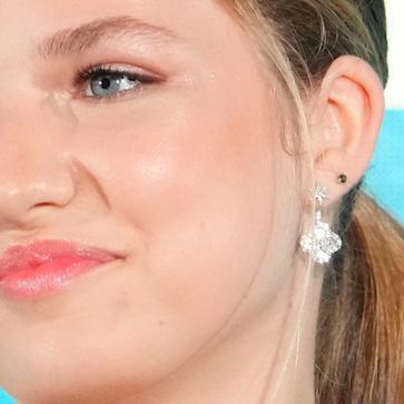 Imagen secundaria 1 - Todos los detalles del peinado de la princesa Leonor.