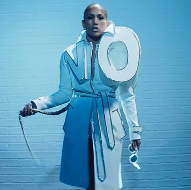 Jennifer Lopez en el videclip de Te Boté.