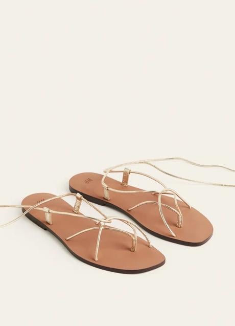 Imagen - Sandalias doradas de H&M (39,99 euros)