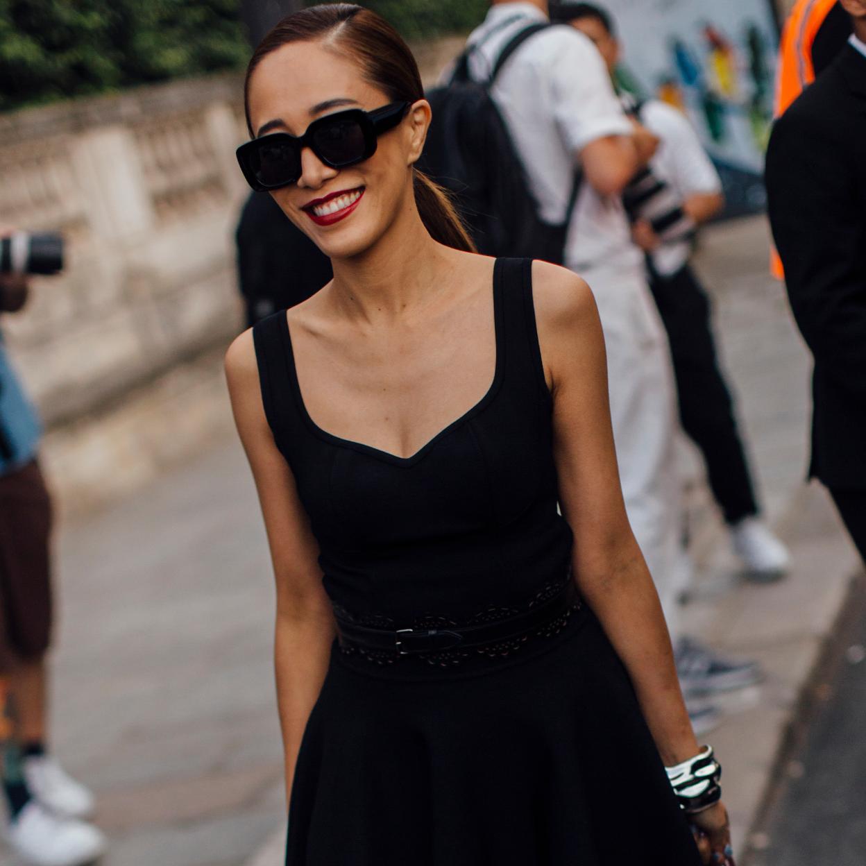 Una modelo en el stret style de París.