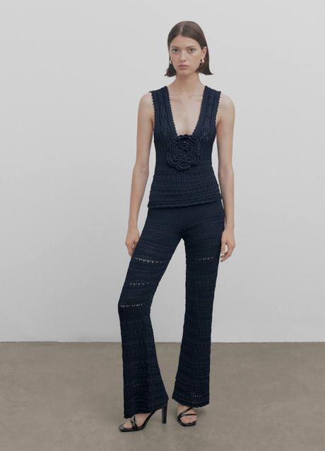 Imagen - Conjunto de crochet con adorno de flor 3D