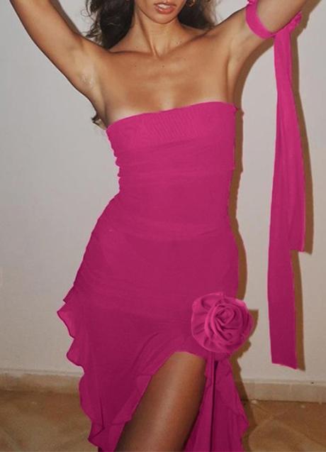 Imagen - Vestido rosa corto de palabra de honor de Emmiol, 28,11 euros.