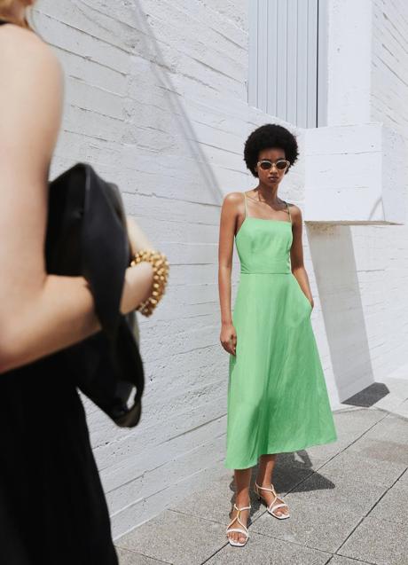 Imagen - Vestido verde de Massimo Dutti (89,99 euros)