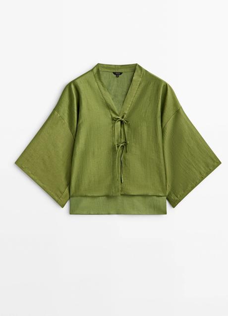 Imagen - Blusa verde de Massimo Dutti (59,95 euros)