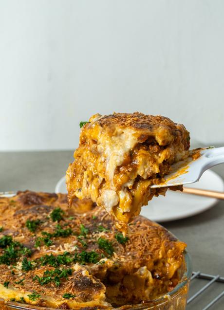 Imagen - El relleno de la lasaña de carne es conveniente prepararlo con antelación. / Stefan Tan / UNSPLASH