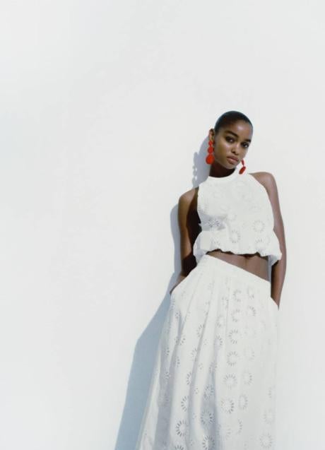 Imagen - Falda con volumen bordada