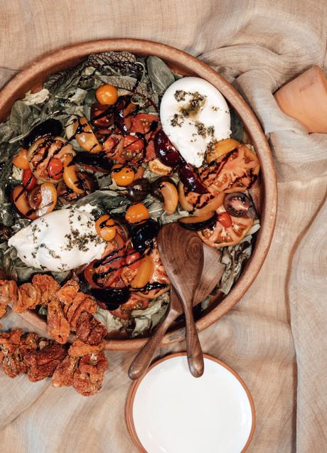 Imagen - Ensalada con crema de vinagre balsámico de Módena. / Foto de furkanfdemir, en Pexels.