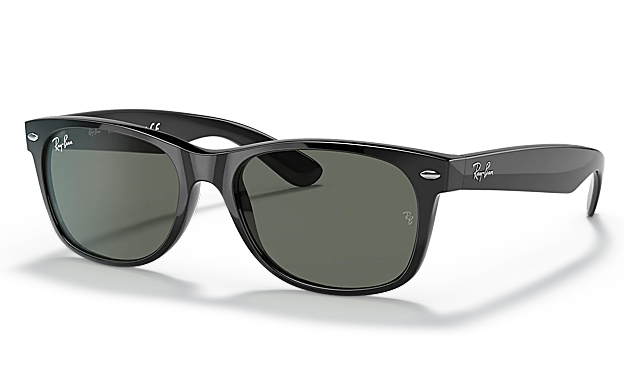 Las Wayfarer Classic de Ray-Ban en Sunglass Hut.