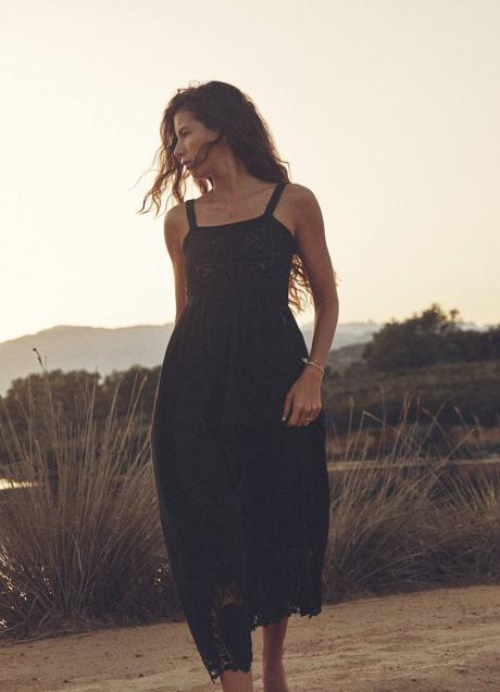 Imagen - Vestido amplio negro combinado