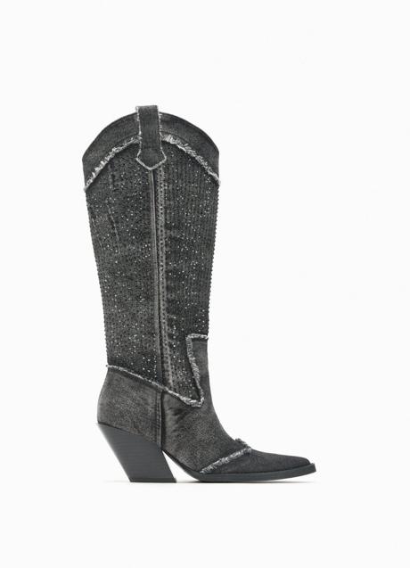 Imagen - Bota en tejido vaquero de Zara (79,90 euros)