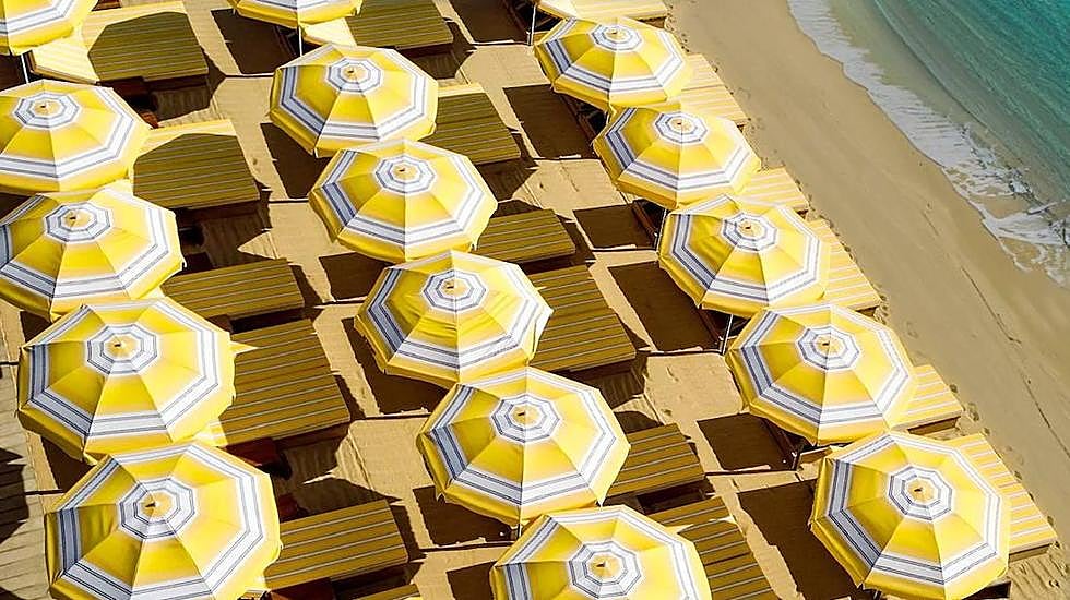 El beach club de Jacquemus en Saint-Tropez.