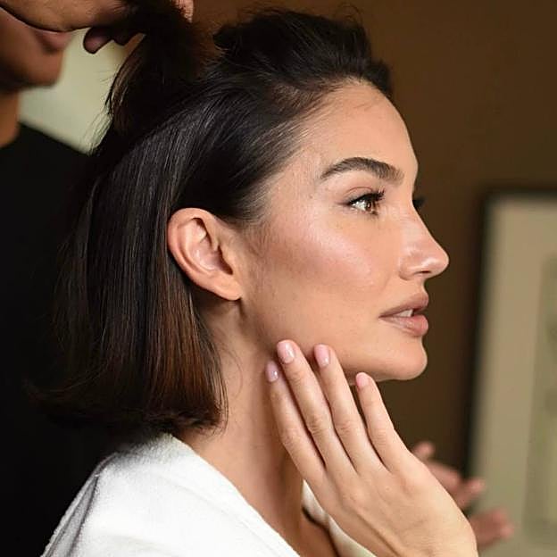 Uñas rich girl en rosa claro natural