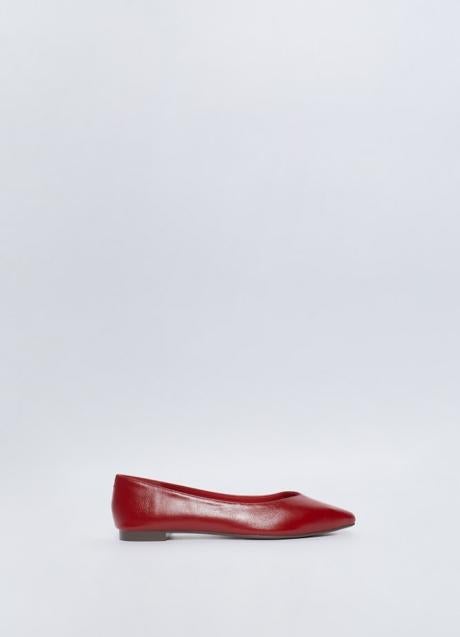 Imagen - Zapatos burdeos Sfera (14,99 euros)