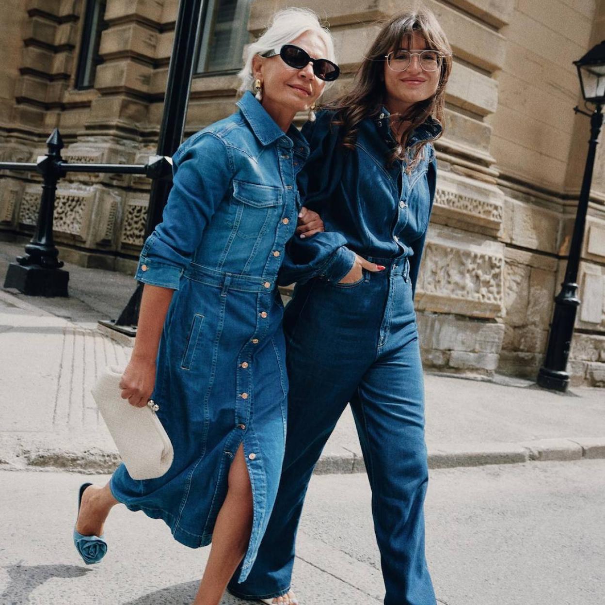Influencers con looks tendencia total denim
