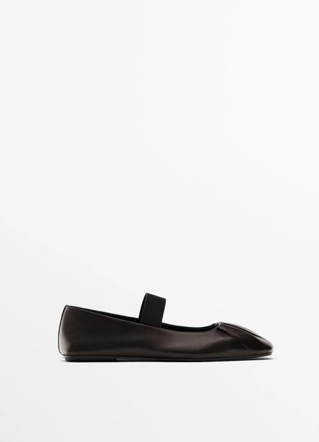 Imagen - Zapatos de piel de Massimo Dutti (79,95 euros)