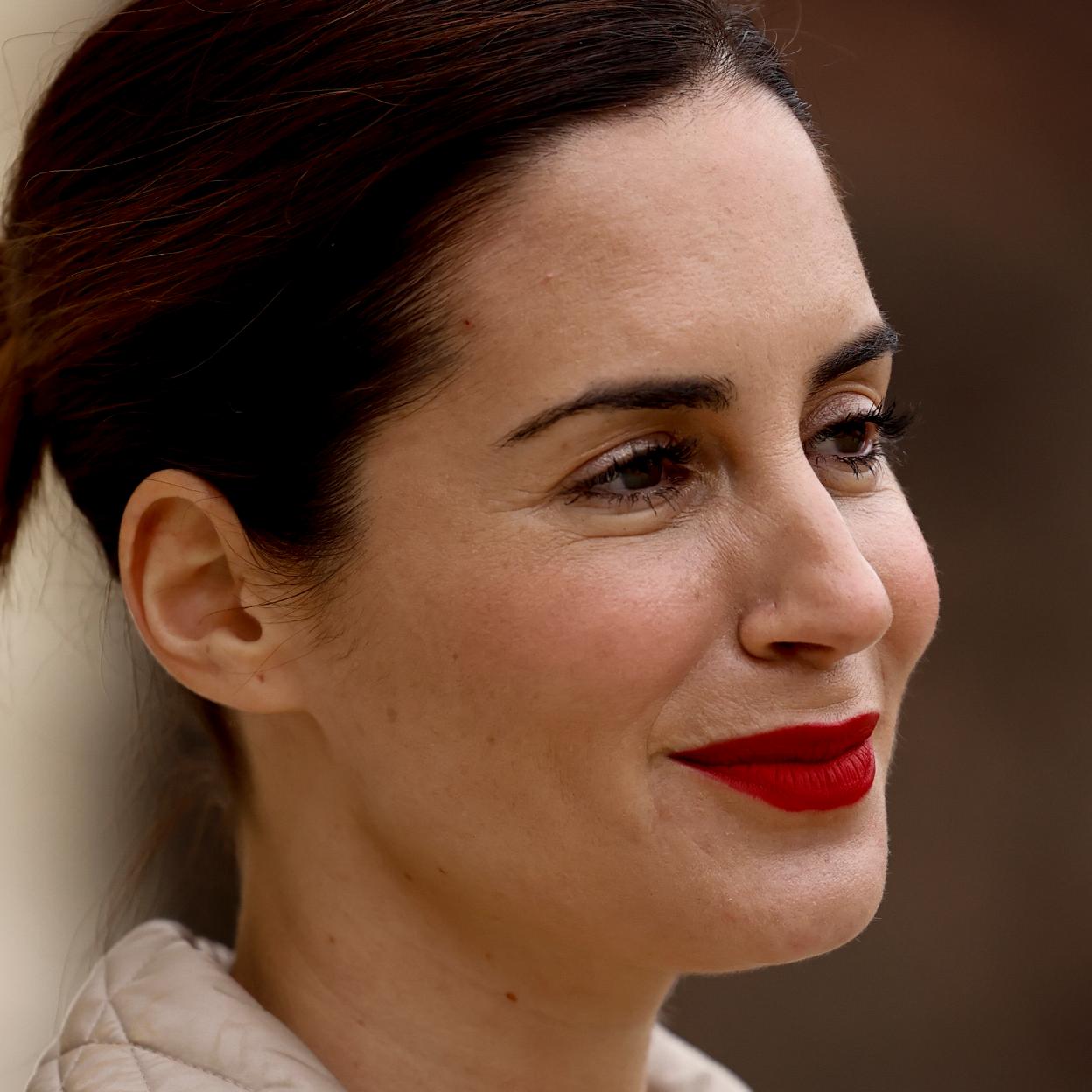 Este es el error que cometes cuando te maquillas las ojeras oscuras