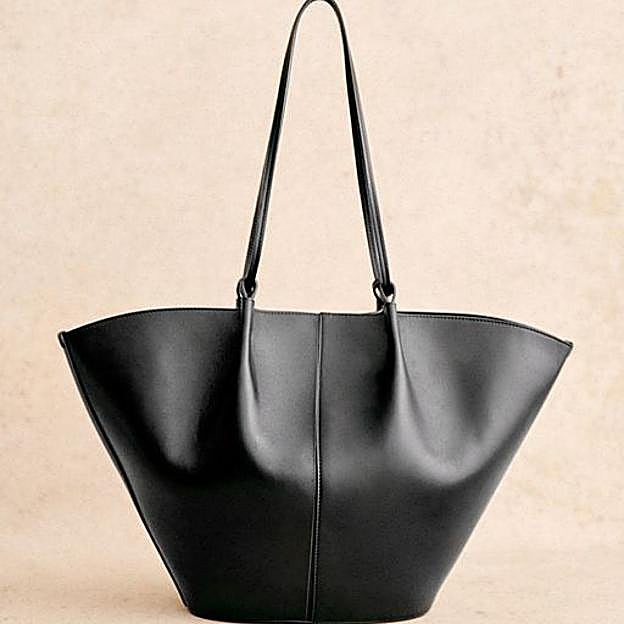 El bolso Mara de Sézane.