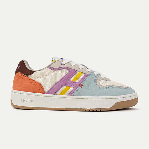 Las zapatillas de Hoff.