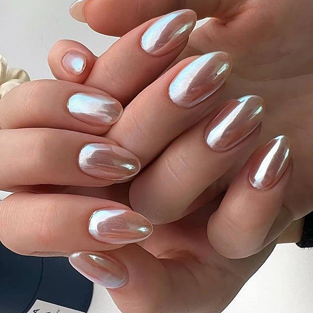 Uñas perladas multicromo