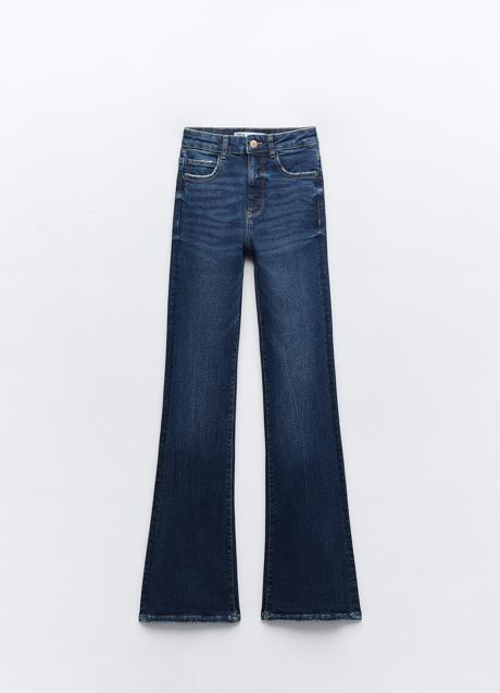 Imagen - Vaqueros flare de Zara (25,95 euros)