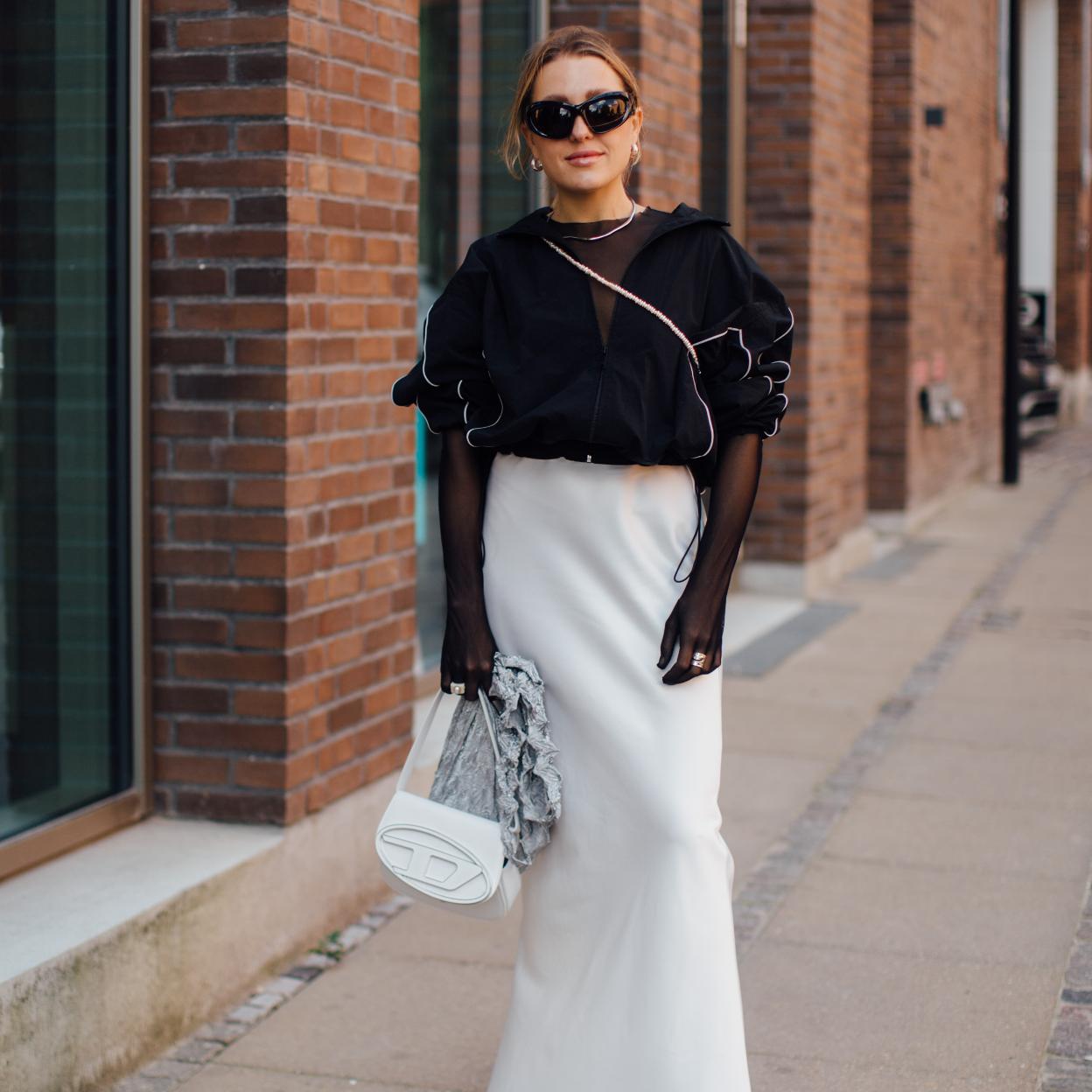 Tenemos las faldas de tubo más en tendencia que llevan las danesas.