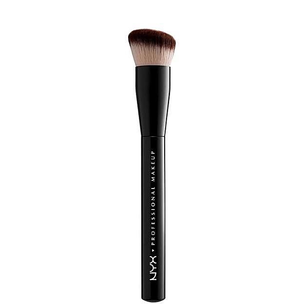 NYX Professional Makeup Can't Stop Won't Stop Foundation Brush. Precio: 13,95 euros