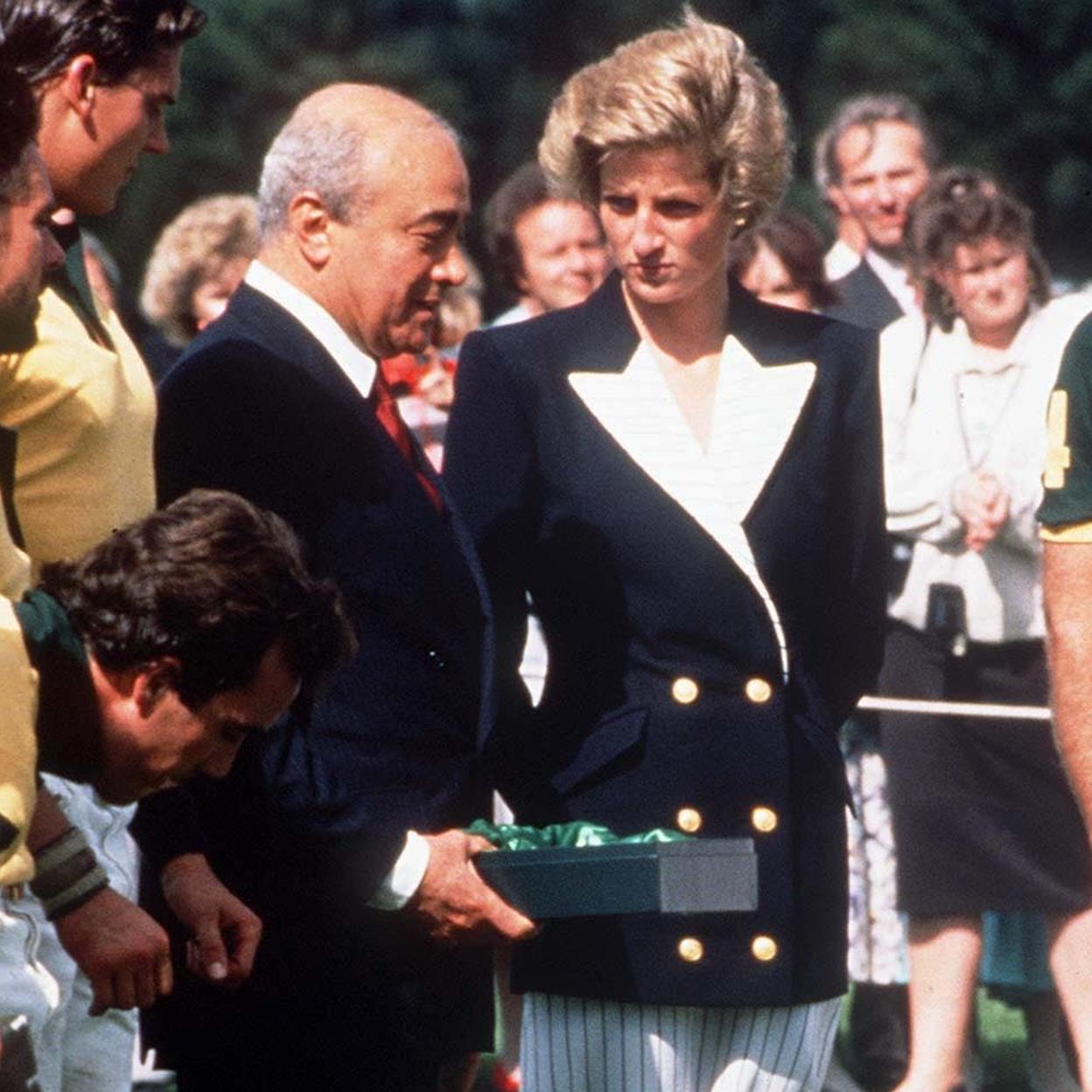 Mohamed Al-Fayed y Ladi Di en una foto de archivo