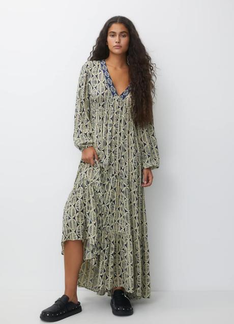 Imagen - Vestido estampado de Pull & Bear (35,99 euros)