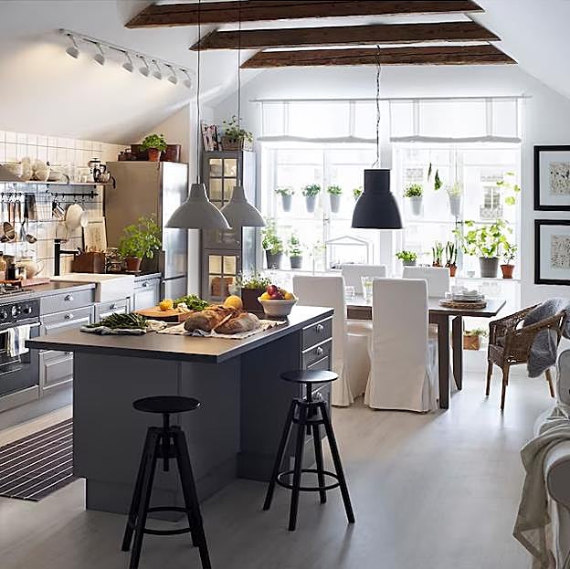 Lámparas HEKTAR y SKURUP de IKEA.